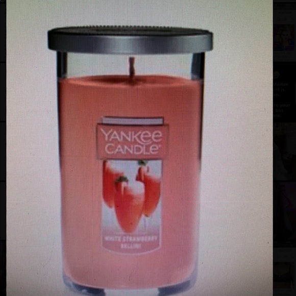 YANKEE CANDLE WHITE STRAWBERRY BELLINI SET OF 2 CANDLES. NWT! - Picture 3 of 3